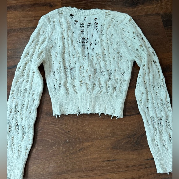 Zara Cropped Knit distressed Cardigan Cream color Sz Small NWOT - Picture 9 of 9